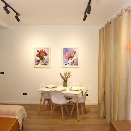 Mjolly Apartment ติรานา ภายนอก รูปภาพ
