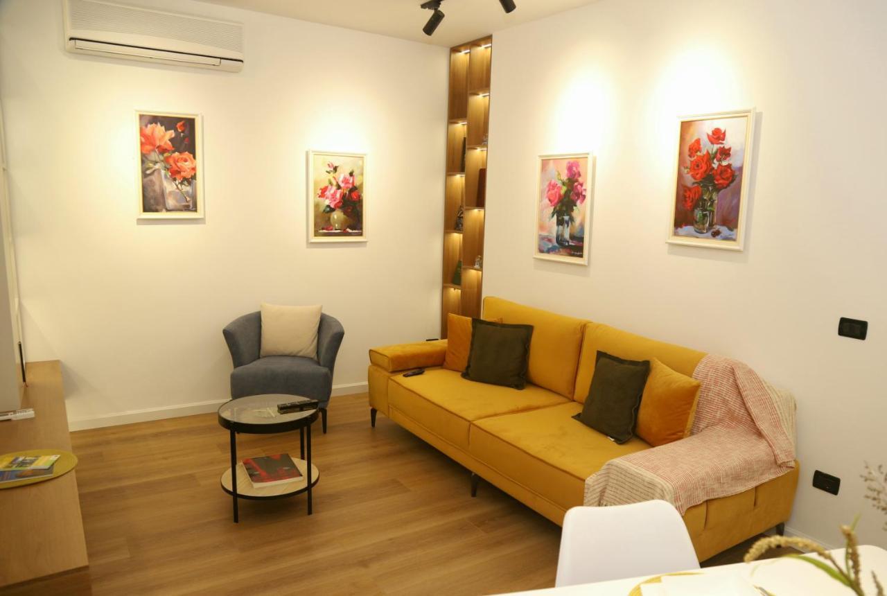 Mjolly Apartment ติรานา ภายนอก รูปภาพ