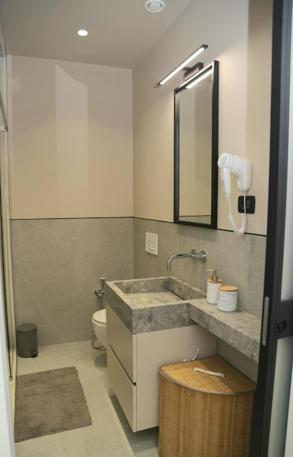 Mjolly Apartment ติรานา ภายนอก รูปภาพ